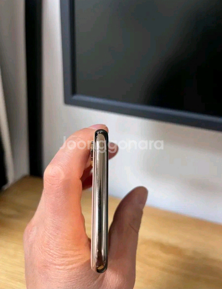아이폰 XS 골드 256GB--2