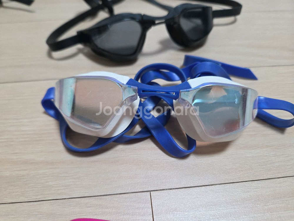 스완스, 미즈노, 스피도 수경--2