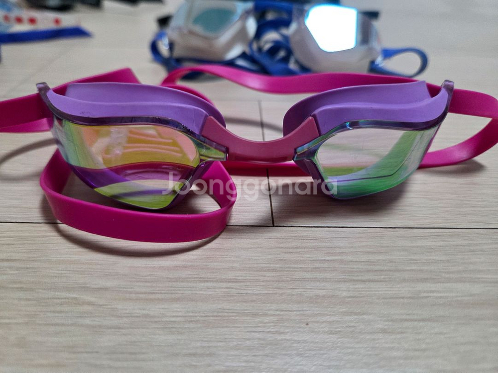 스완스, 미즈노, 스피도 수경--1