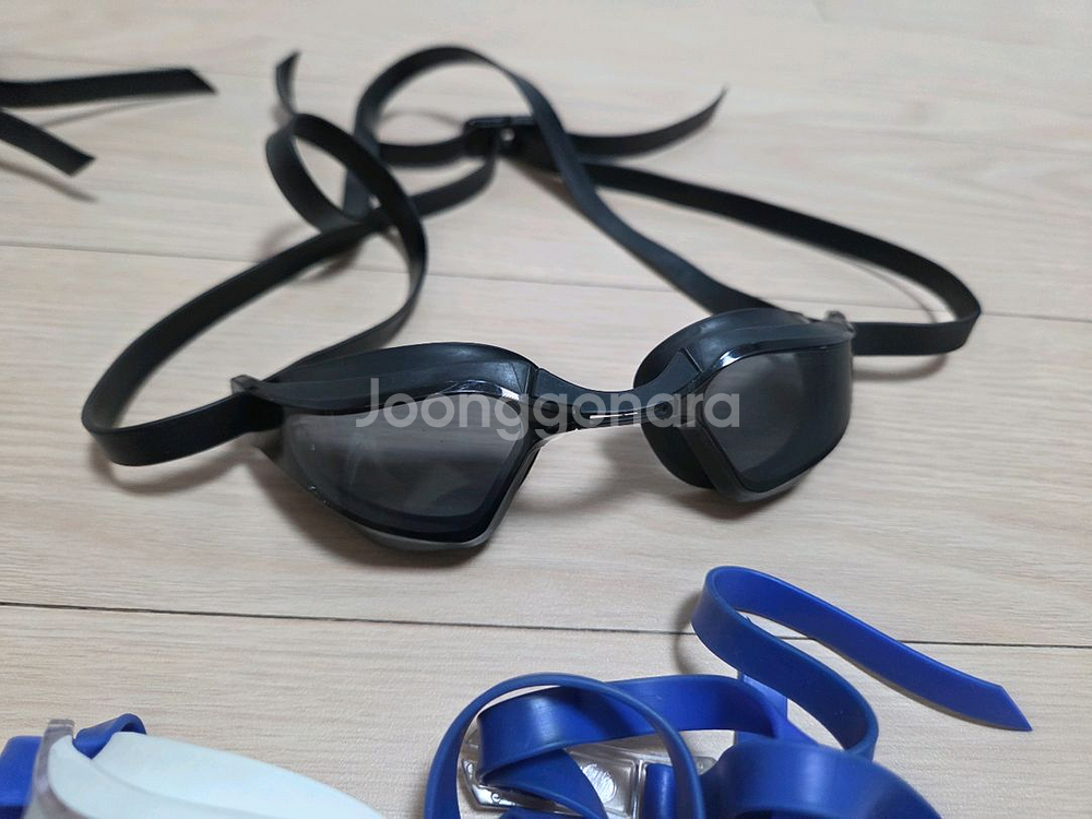 스완스, 미즈노, 스피도 수경--3