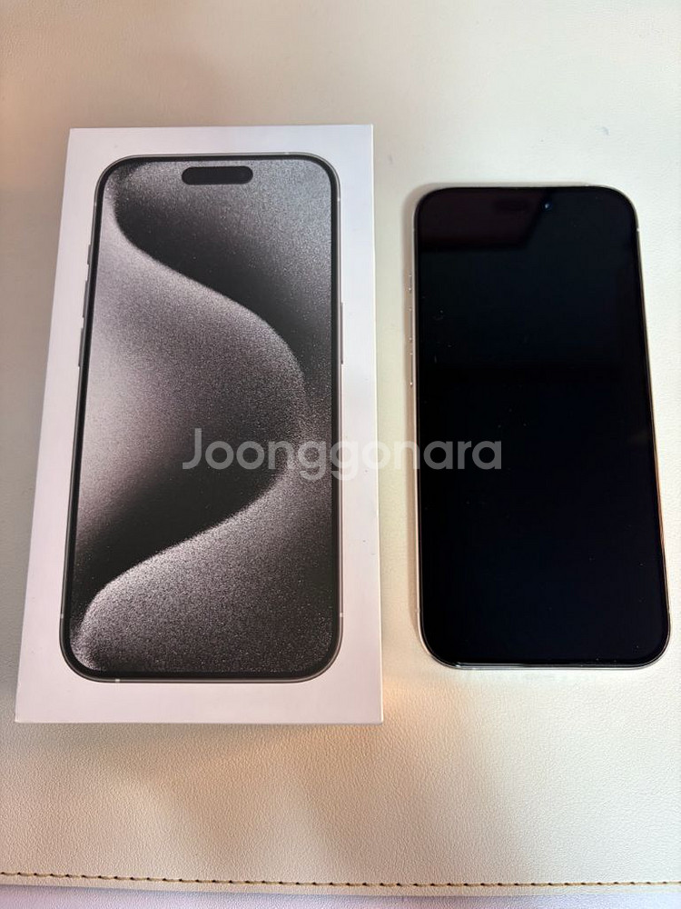 아이폰 15 Pro 256GB 화이트 티타늄--0