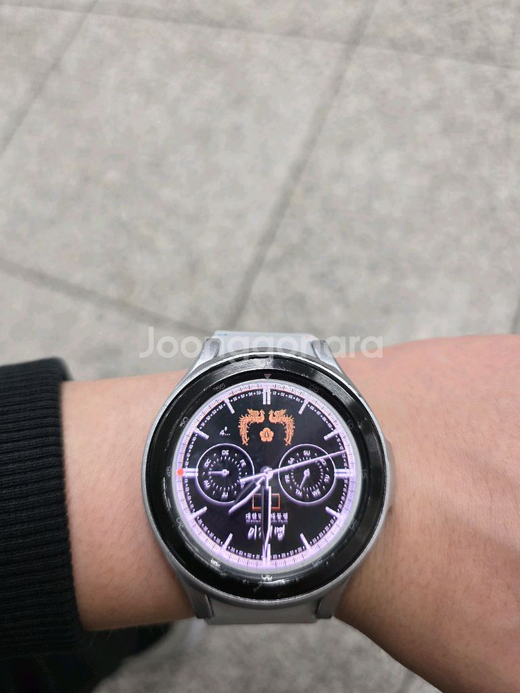 갤럭시 워치4 클래식 블랙 46mm 판매합니다--0