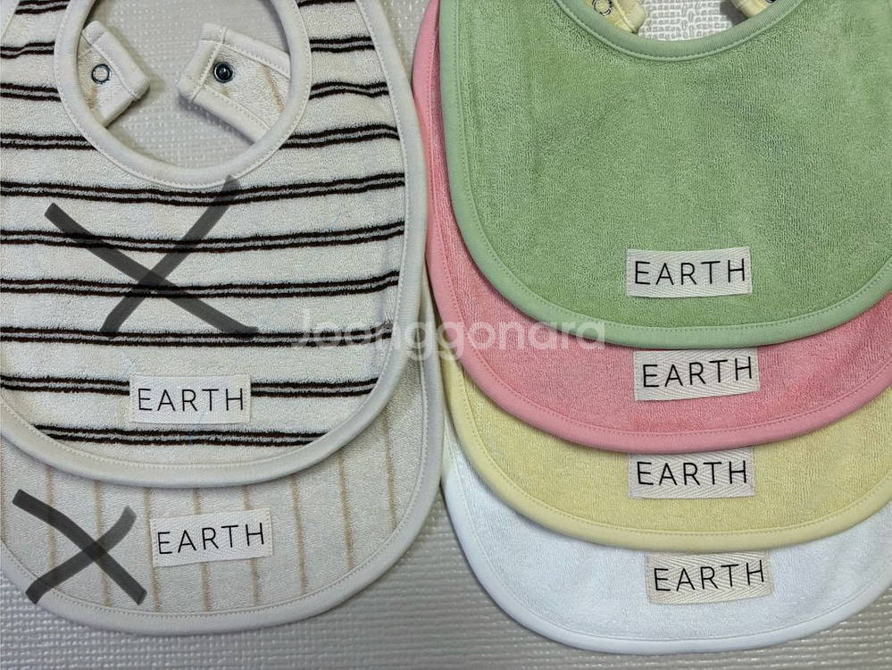 얼쓰빕 얼스빕 earth 턱받이 새상품--0