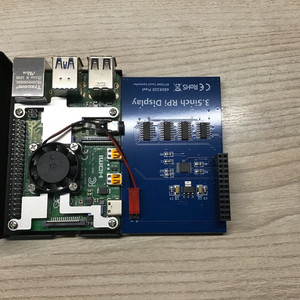 라즈베리파이4b 4gb 랑 3.5인치 터치디스플레이