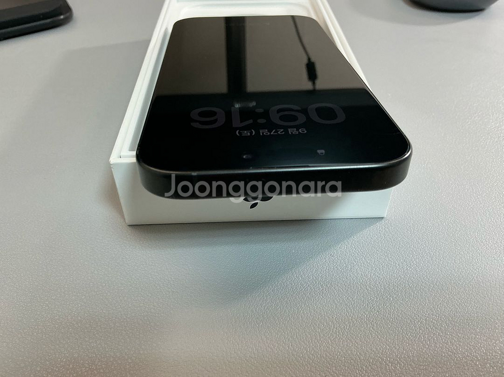 아이폰 16프로 256gb--5