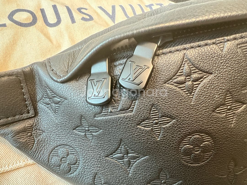 루이비통 디스커버리 범백 팝니다.--2