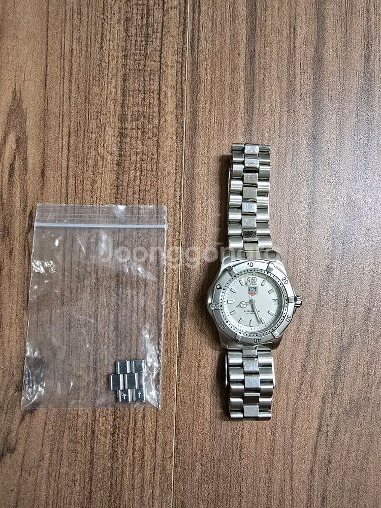 태그호이어 시계 프로페셔널 2000 판매.--0