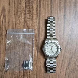 태그호이어 시계 프로페셔널 2000 판매.