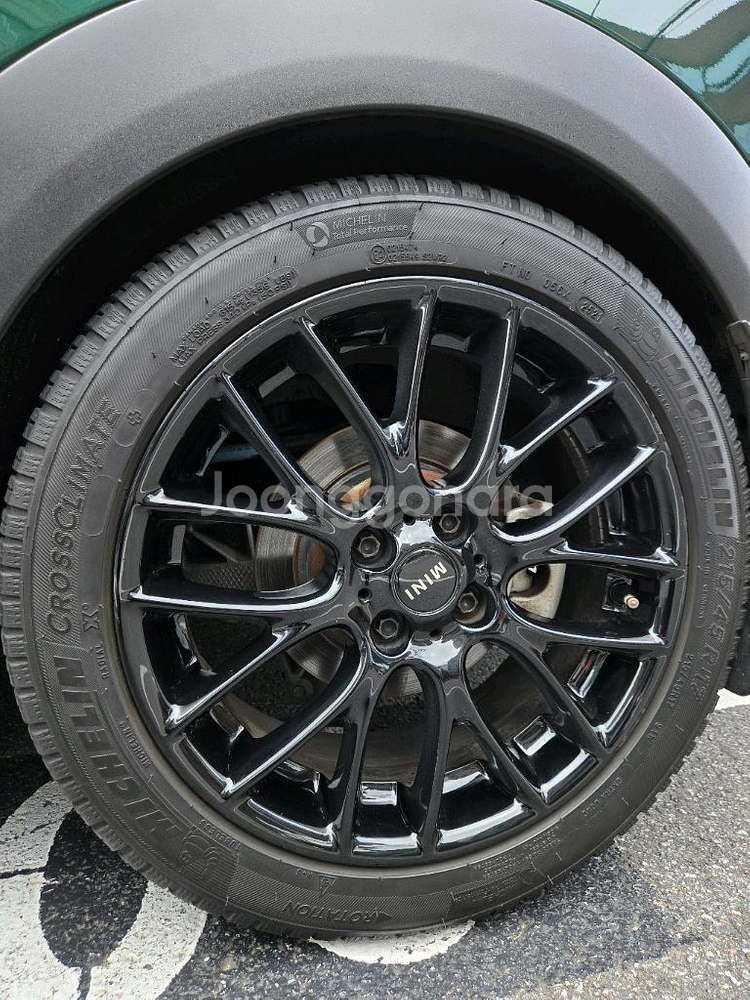 미니쿠퍼 jcw r112 휠 (블랙) + 미쉐린 cc2--4
