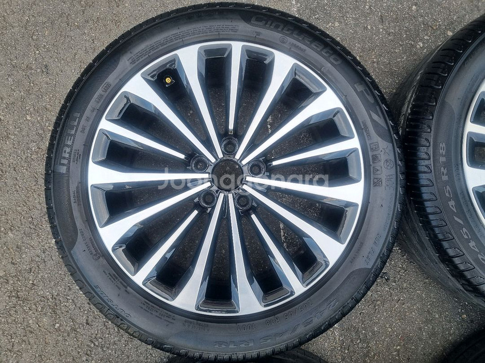 그랜저HG 18인치 2454518 휠타이어 팝니다--3