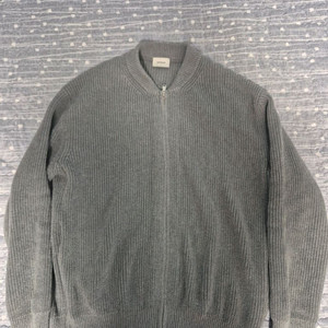 인더로우 풀집업