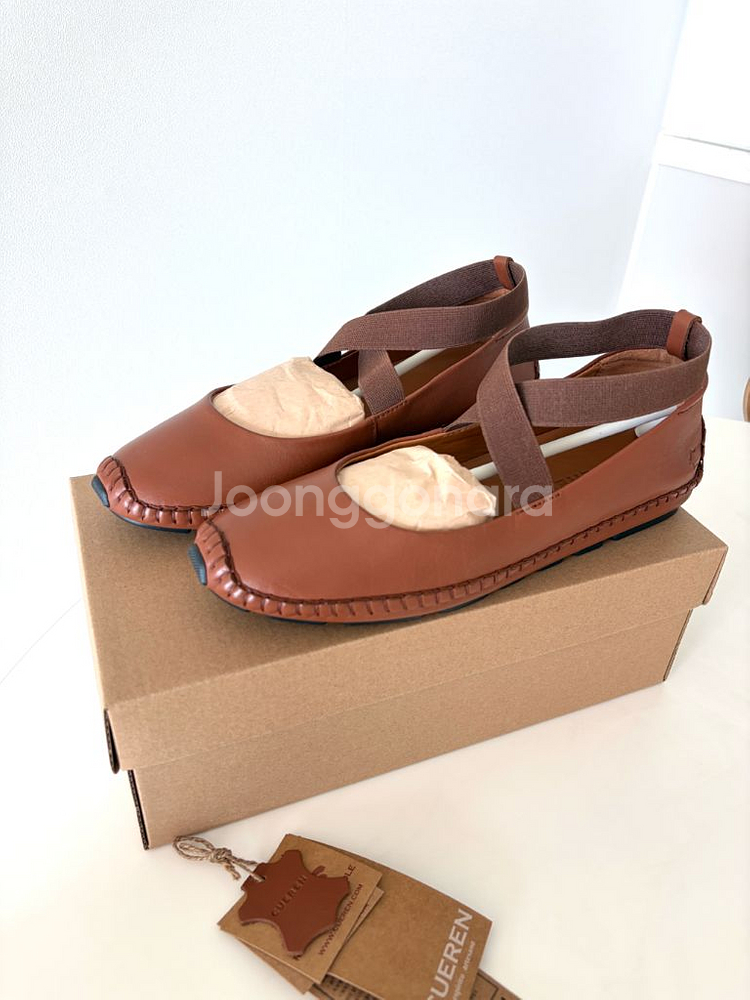 쿠에른 발레리나 16 아몬드 245--0