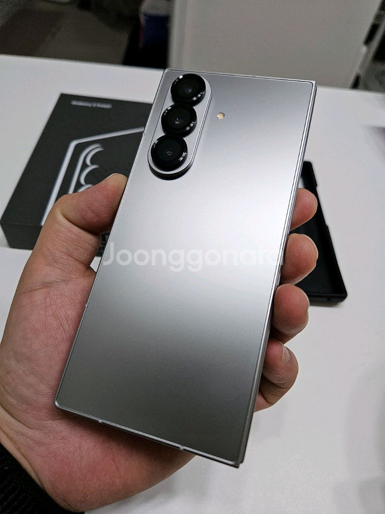 자급제 Z폴드7 512GB 실버쉐도우 팝니다--2