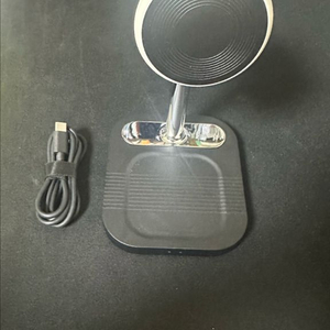 아우라플로 노바 2in1 qi2 맥세이프 15W 아이폰