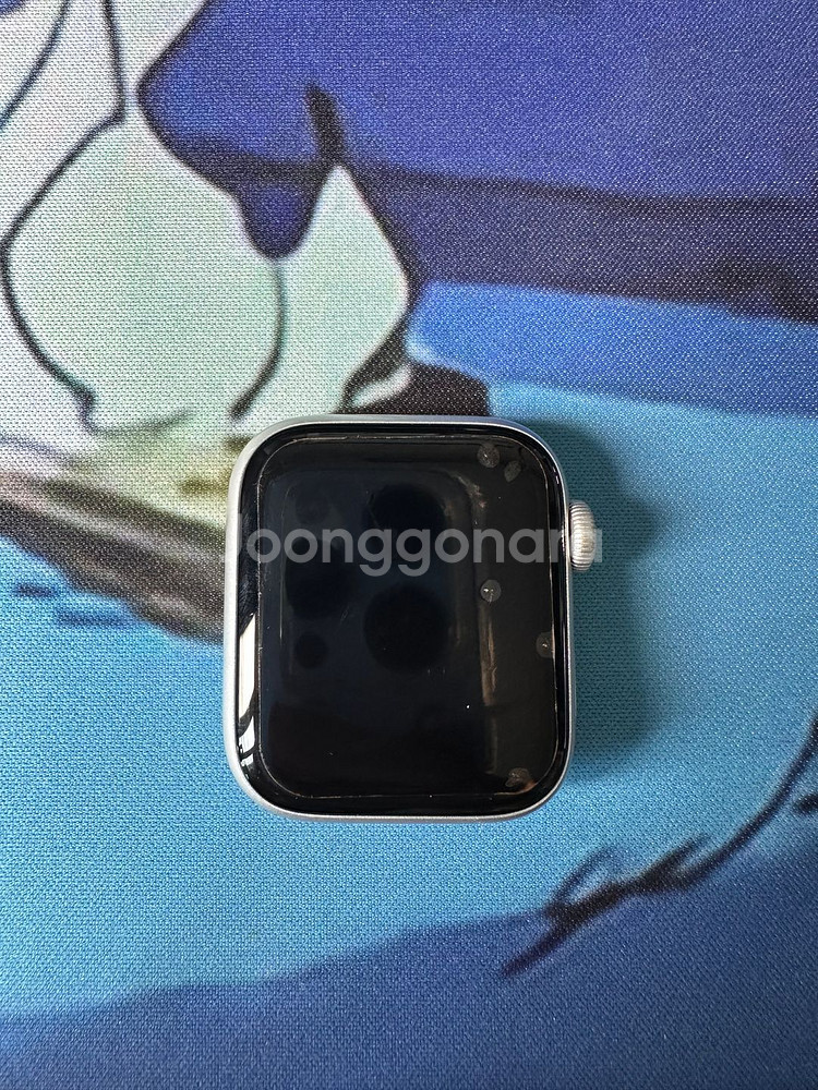 애플워치 SE 1세대 40mm 실버 모델--0