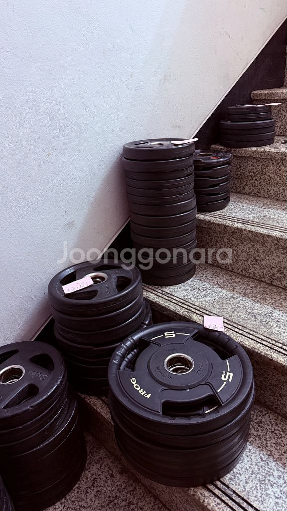 헬스장 정리! 중고 플레이트 일괄kg당 1,500원--2