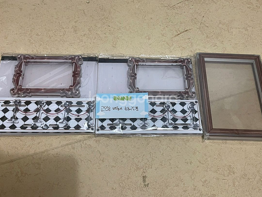 루브르박물관 아크릴스탠드--1