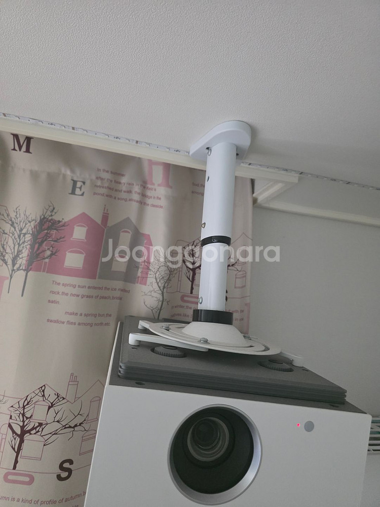 LG 시네빔 Laser 4K 투사형--3