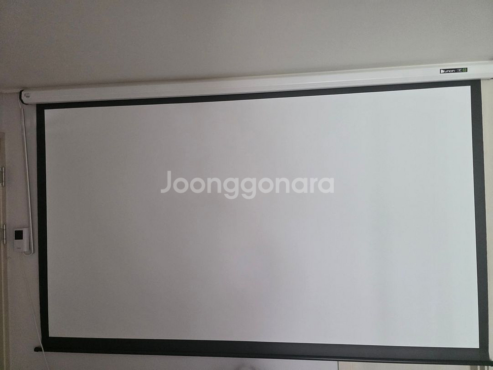 LG 시네빔 Laser 4K 투사형--4