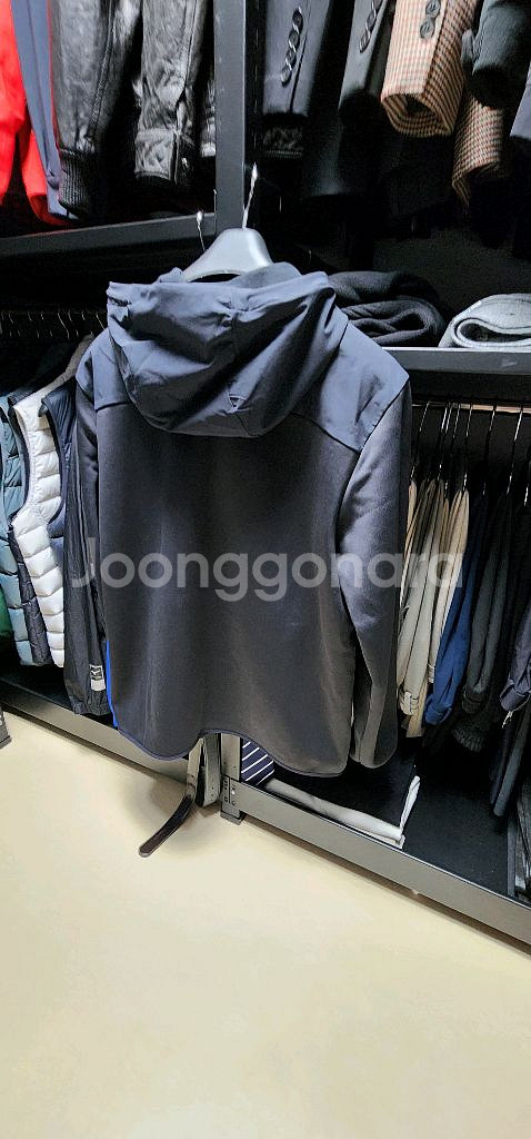 언더아머 상의.하의 세트--1