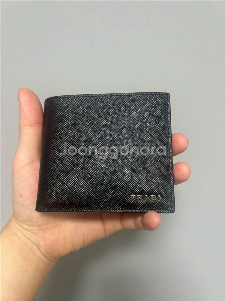 [새상품급,풀구성,정품] 프라다 사피아노 반지갑 블랙--1