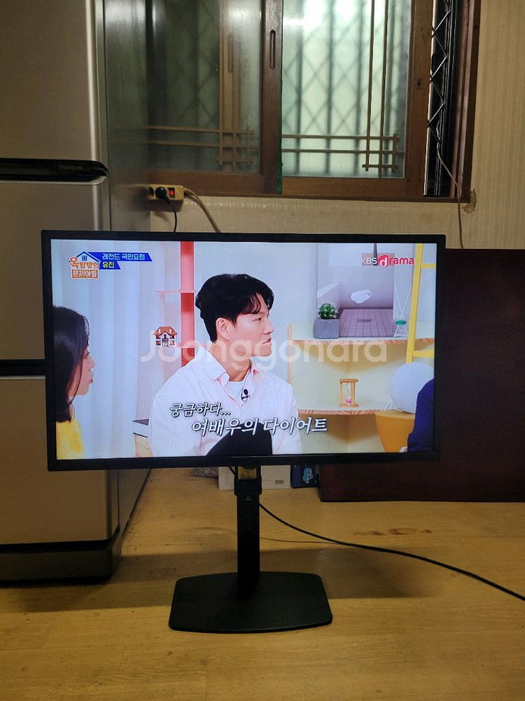 32인치 LED TV 이동식 스탠드 포함--0