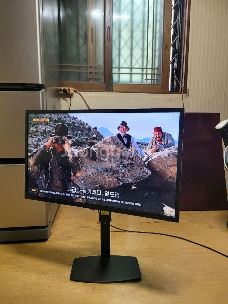32인치 LED TV 이동식 스탠드 포함--4