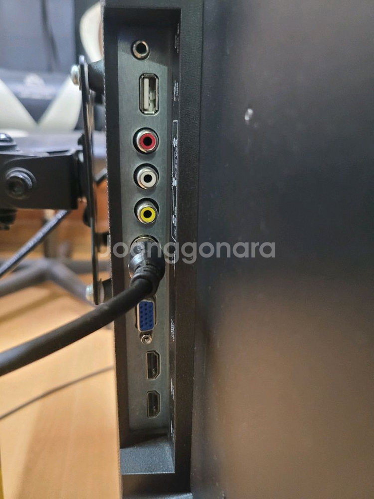 32인치 LED TV 이동식 스탠드 포함--7