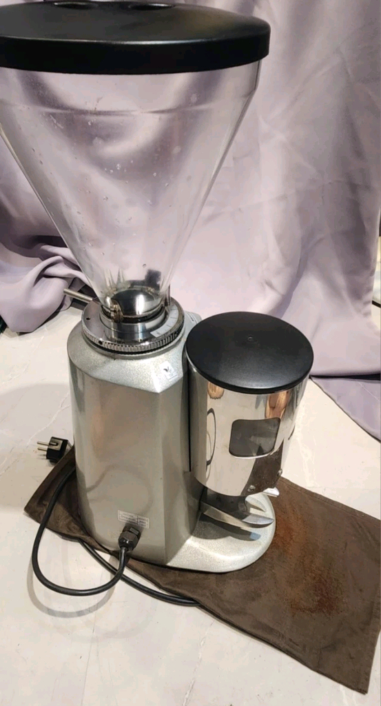 업소용 커피 원두그라인더 반자동 이미지