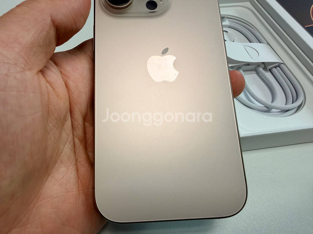 iPhone 16 Pro 데저트 골드 512gb 판매합--4