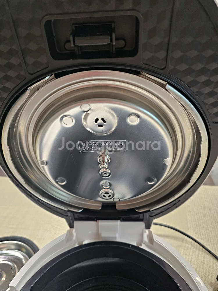 쿠첸 6인용 밥솥--4