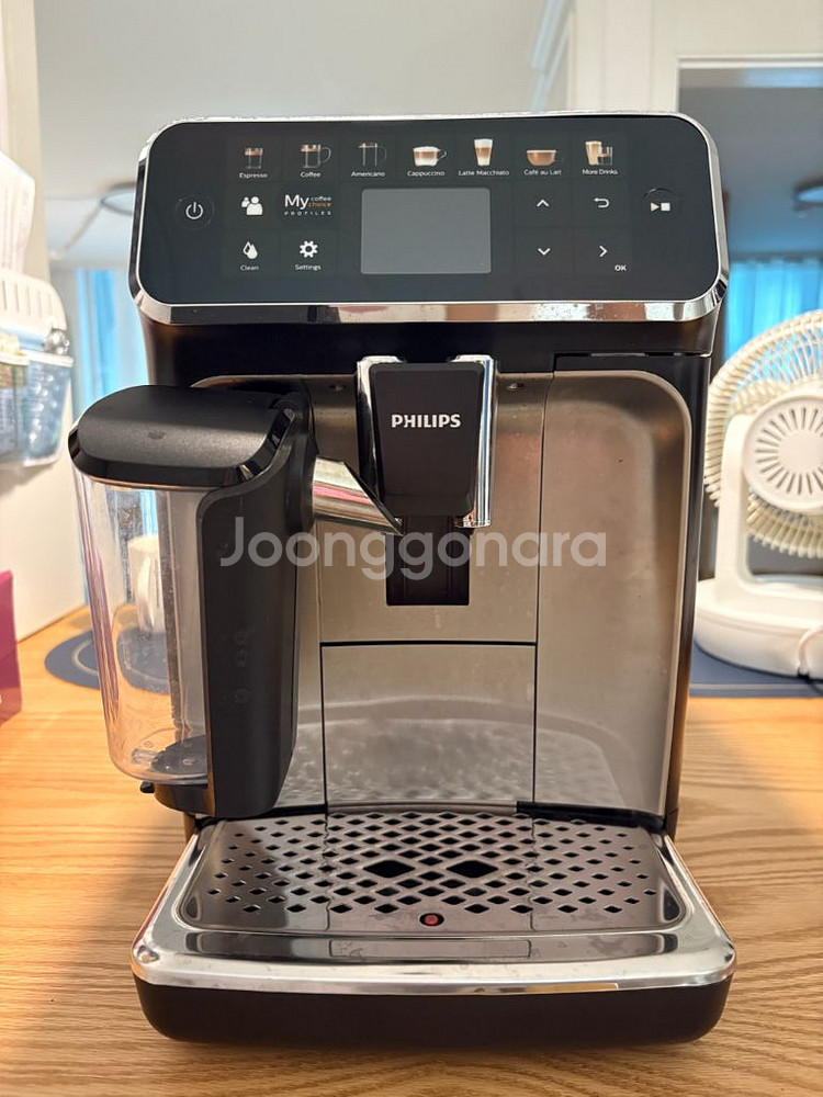 필립스 라떼고 전자동 커피머신 ep5447 판매합니다--0
