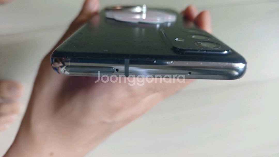 퀀텀2 팝니다 128gb 공기계--4