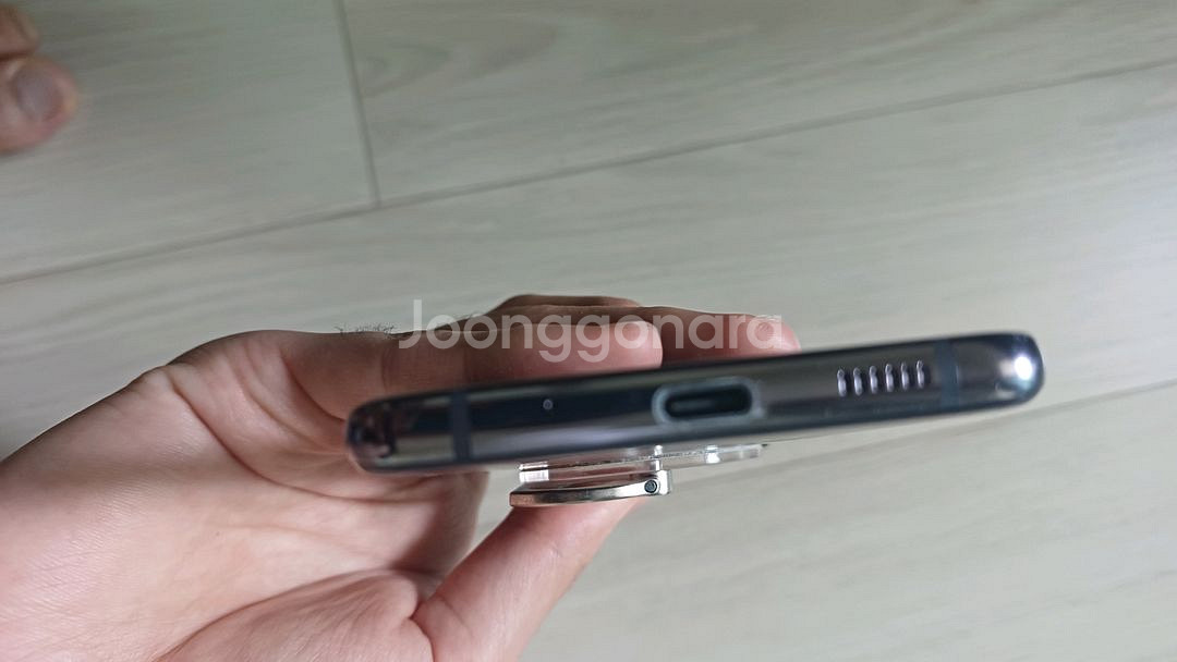 퀀텀2 팝니다 128gb 공기계--5