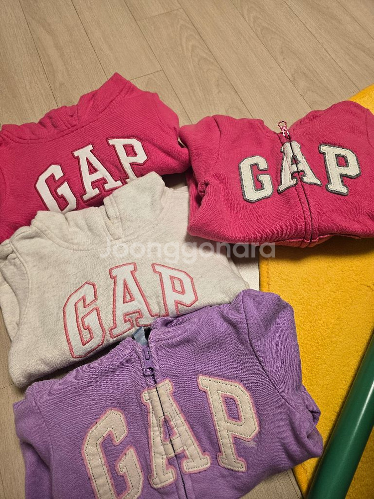 GAP후드티 개당 만원 택배비 불포함--0