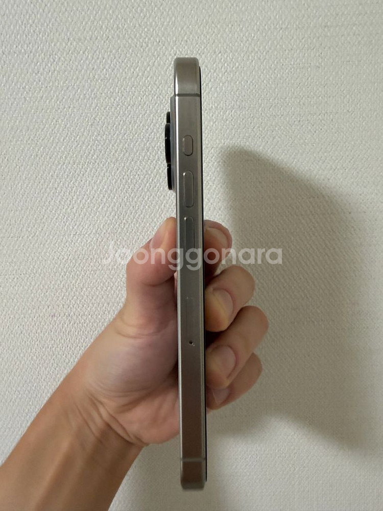 아이폰15프로 내추럴 티타늄 256G 팝니다.(풀박스)--13