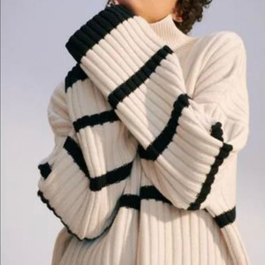 H&M 울 100% 스트라이프 니트-