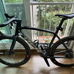 트렉 에몬다 sl6 라이벌 axs 54 zipp404