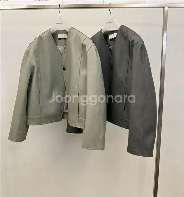 새) 런던플랏 레더 볼륨 자켓 브이넥 노카라 가죽블루종--0
