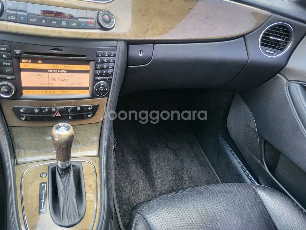 10년식 벤츠CLS 350 휘발유 4인승 오토 차량--8