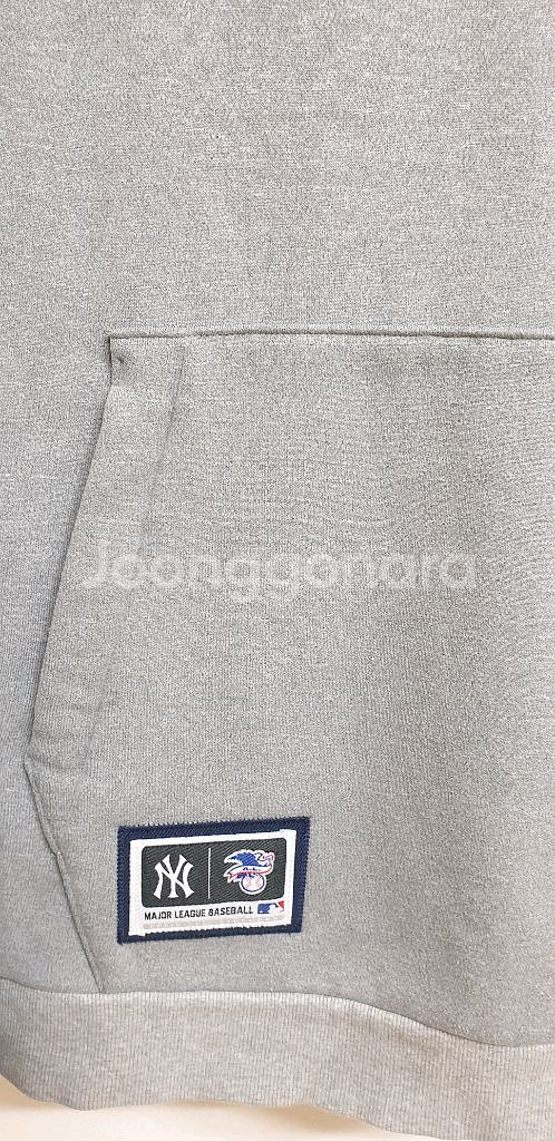 MLB. 뉴욕양키즈 기모후드티셔츠. M-95.--6