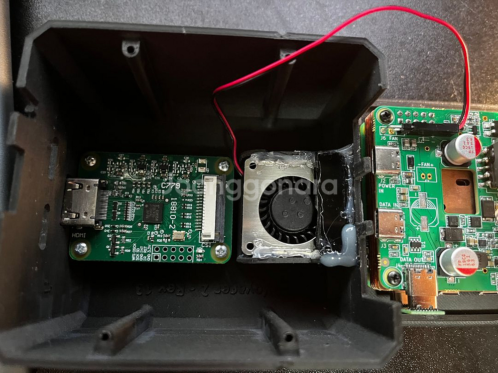 Tinypilot Voyager 2 POE KVM--0