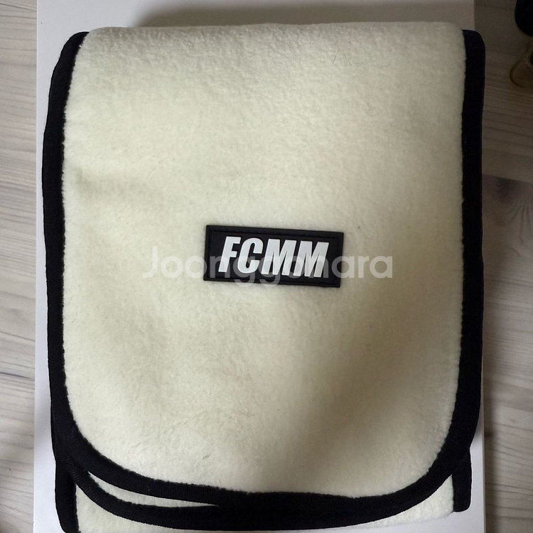 FCMM 목도리 아이보리--0