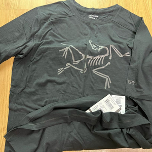 아크테릭스 반팔