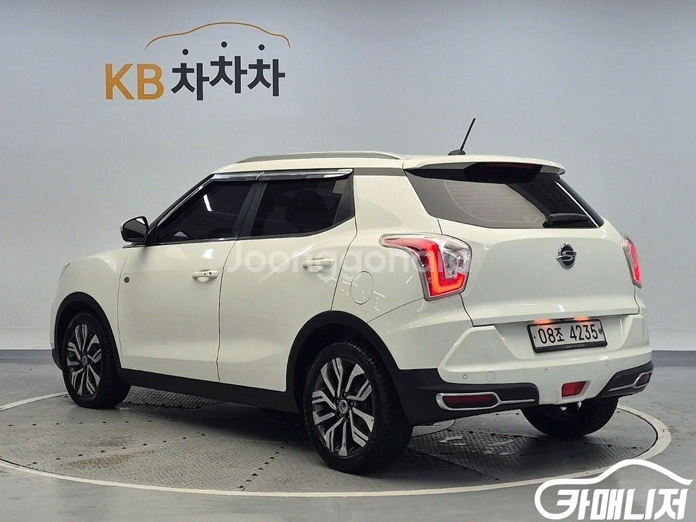 [KG모빌리티(쌍용) ]티볼리 아머 2WD 디젤 VX--1