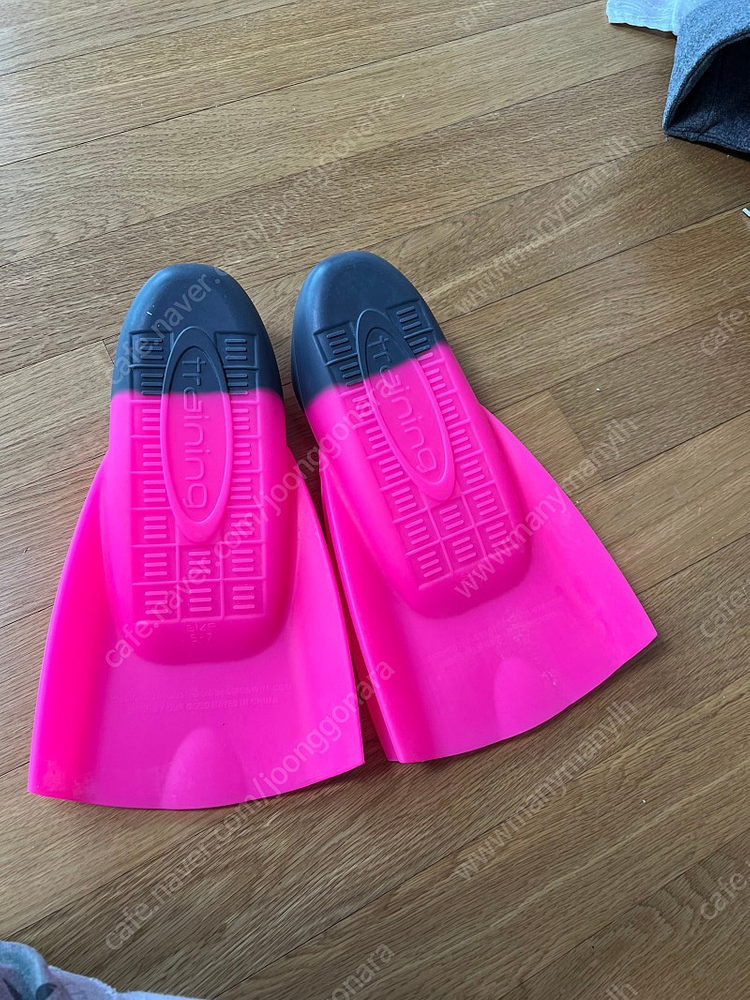 dmc 뉴하이드로 숏핀 오리발 이미지