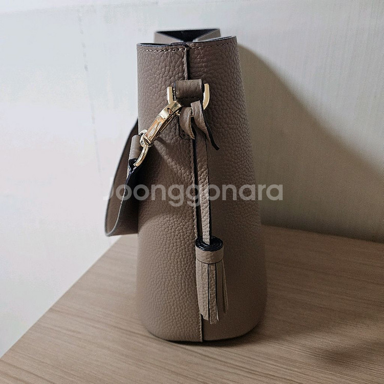 사만사타바사 소가죽 라비 버킷백(정가 10만대)--3
