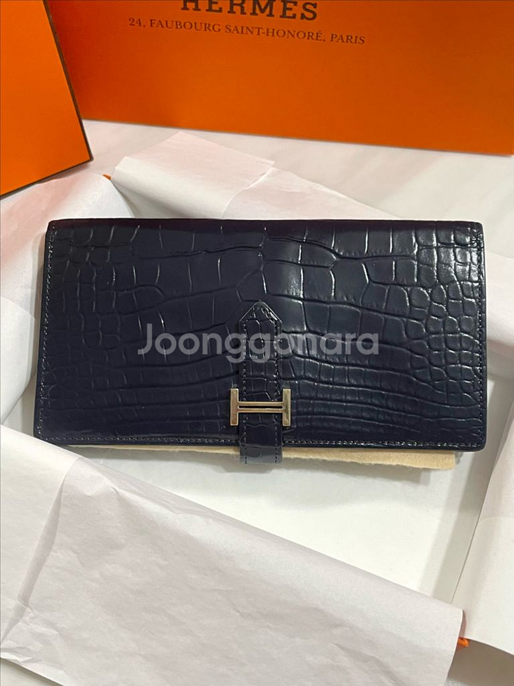 23년식 에르메스 악어 베안 와니 장지갑 딥네이비 은장--1