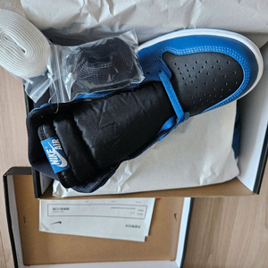 조던1 og 마리나 블루