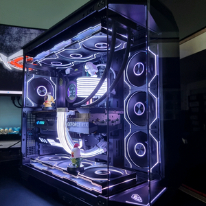 라이젠 9800x3d rtx4080 초고사양 컴퓨터